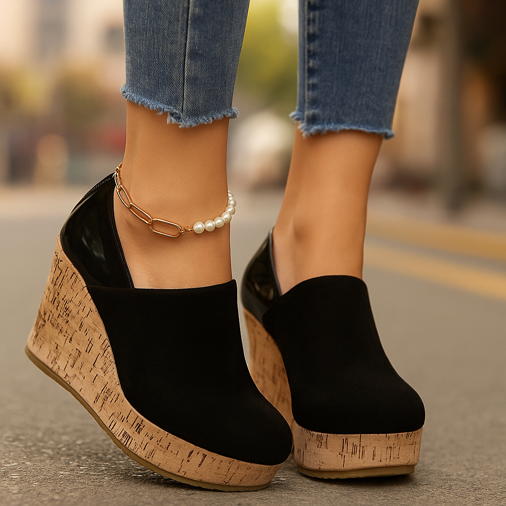 Deep Black / AU 10 (US 12)