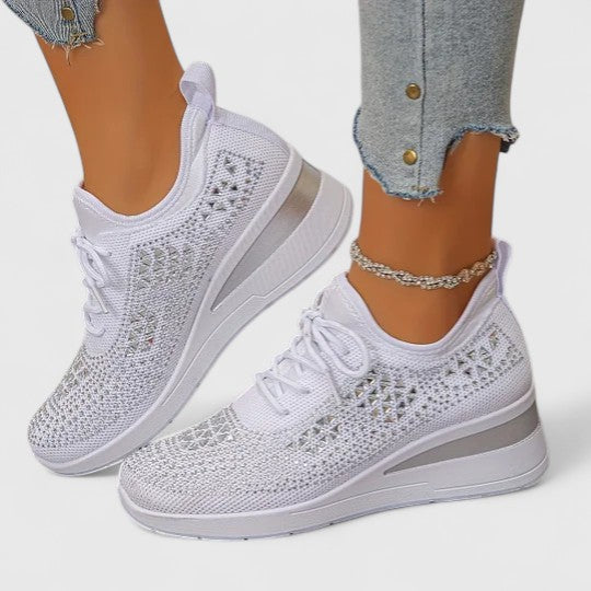 White / AU 10 (US 12)
