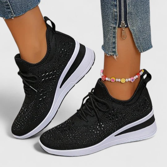 Black / AU 10 (US 12)