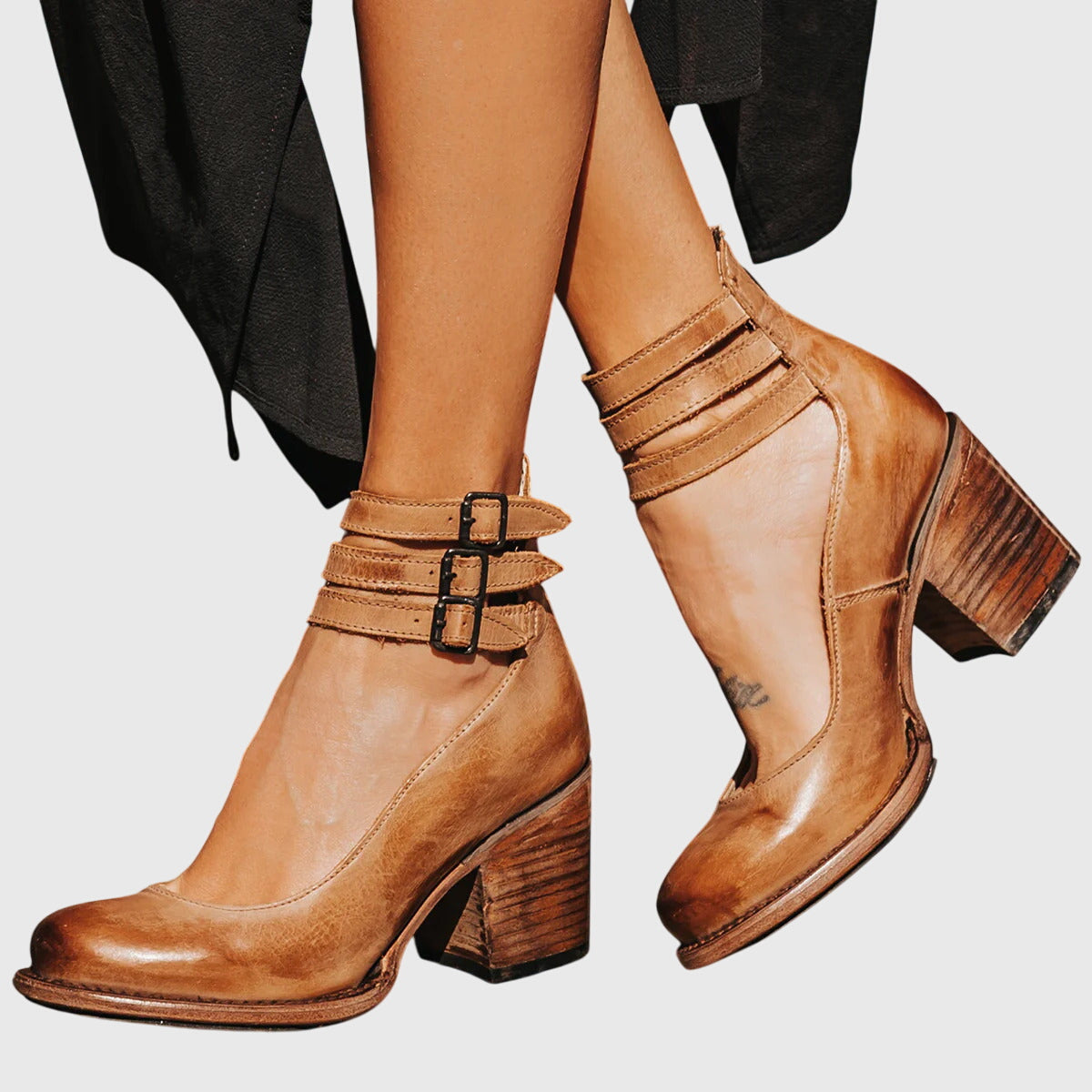 Light brown / CA 10 (US 10)