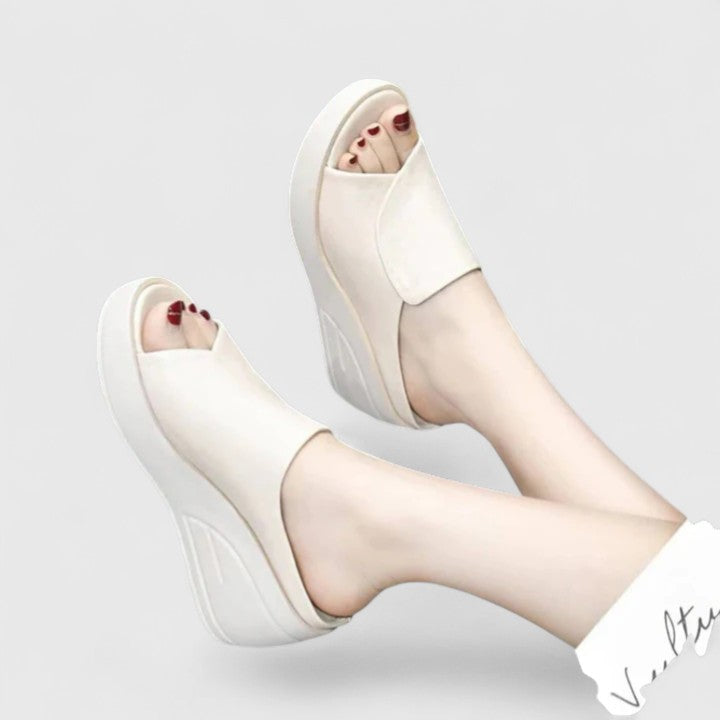 Beige / CA 10 (US 10)