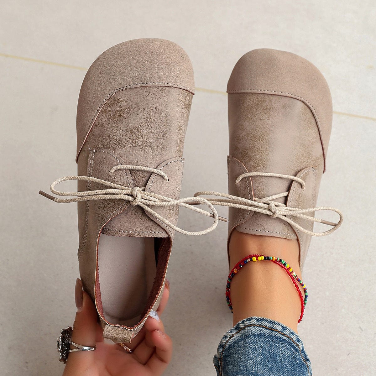 Beige / AU 7.5 (US 9.5)