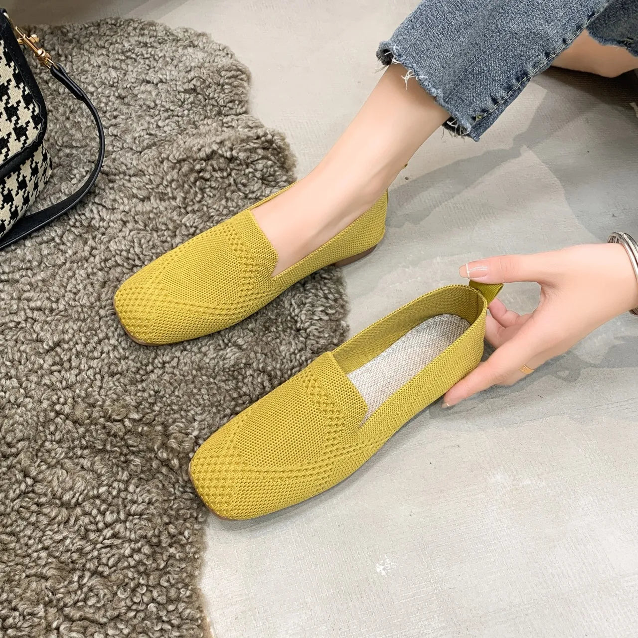 Yellow / 12
