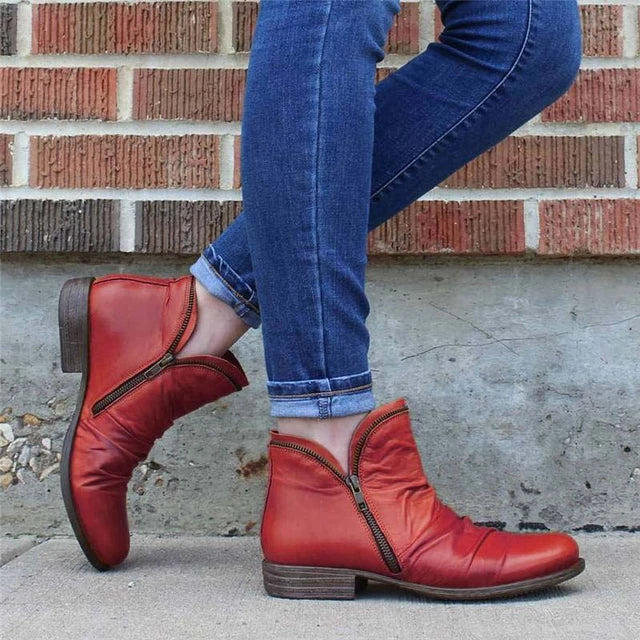 Red / 11