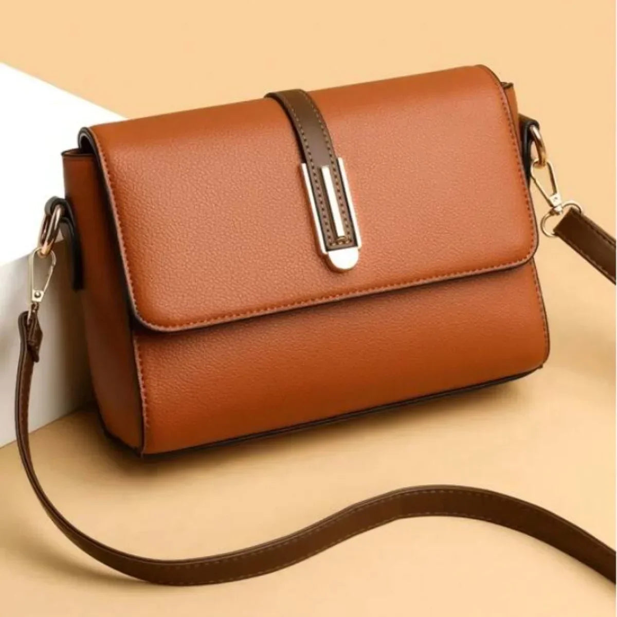 Brown / 22x9.5x16cm