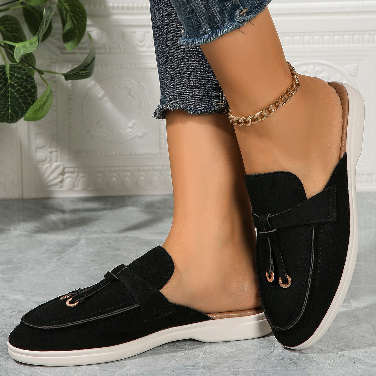 black / 13