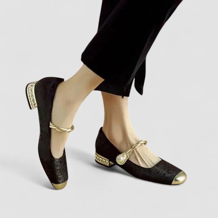Black / US 9 - EU 40