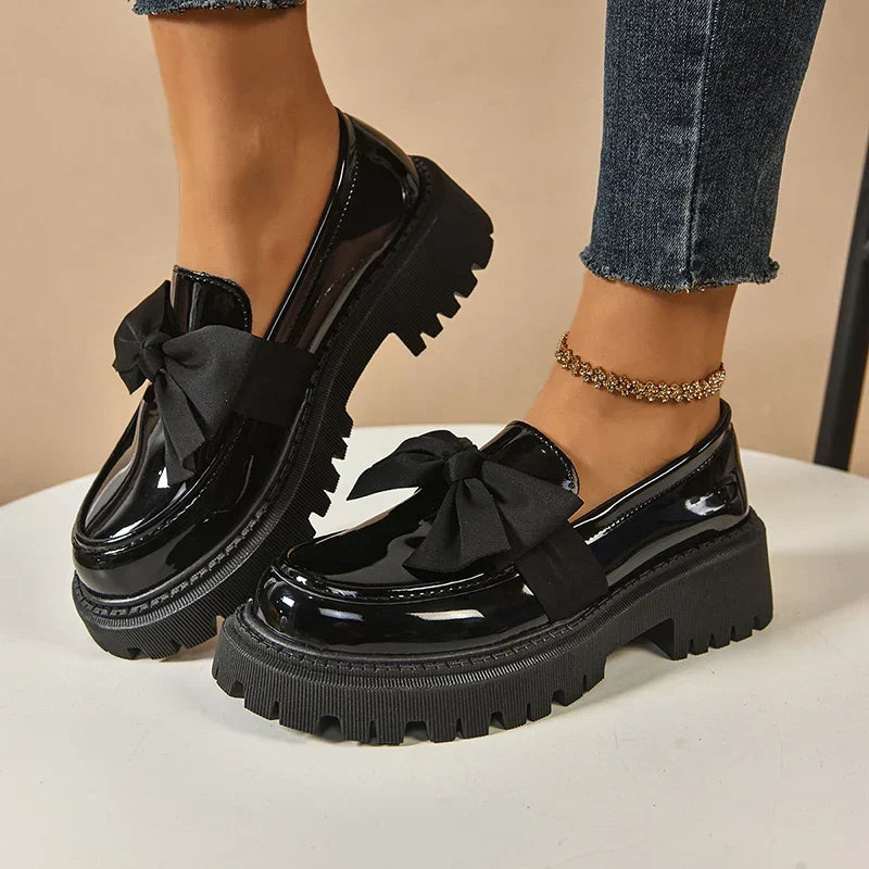 Glossy Black / US 11.5 - EU 42.5