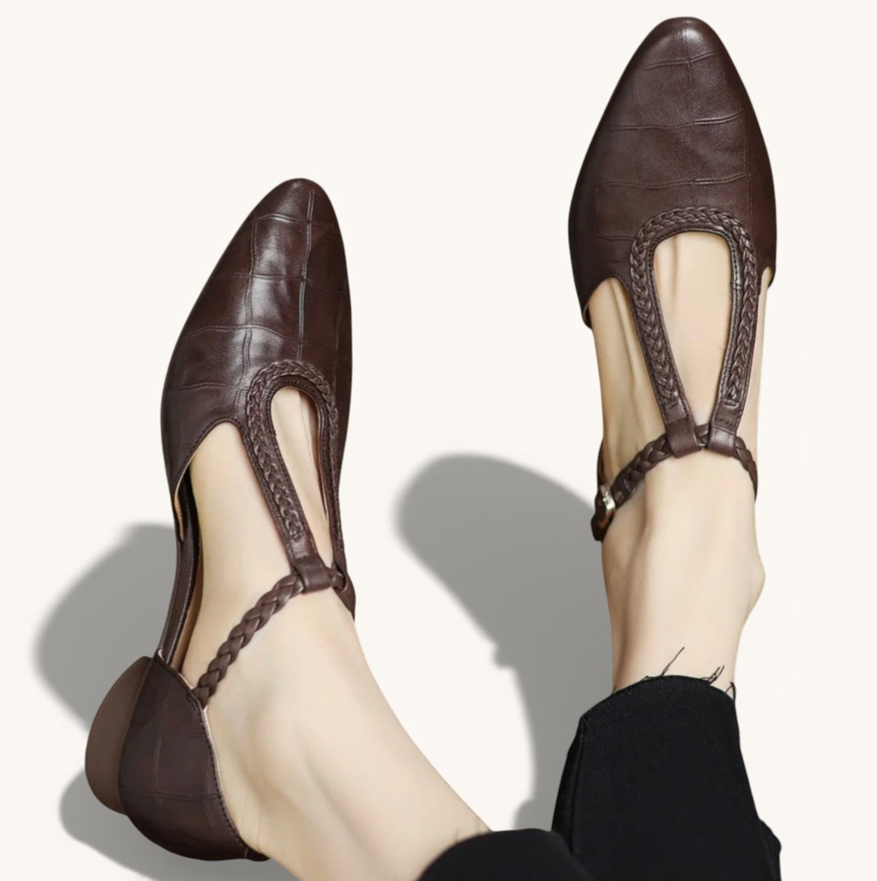 Brown / US 10 (EU 40)