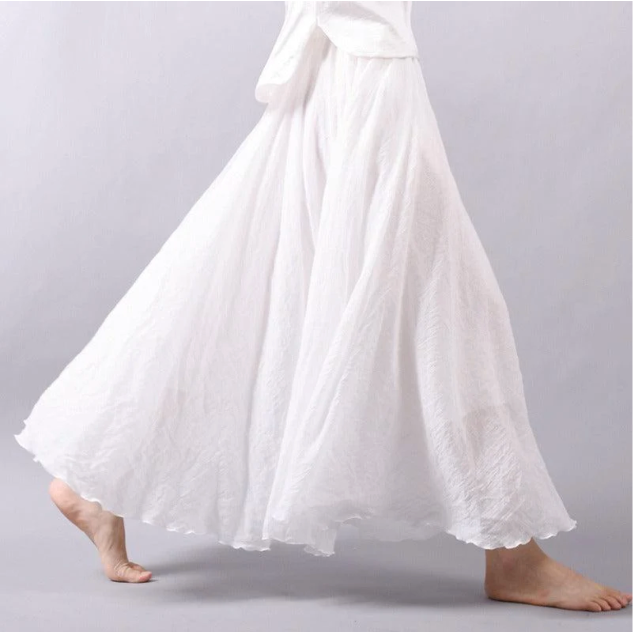 White / L (for individuals over 168cm)