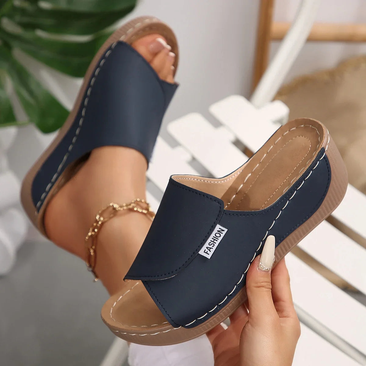 Navy Blue / 43 (EU 41.5)