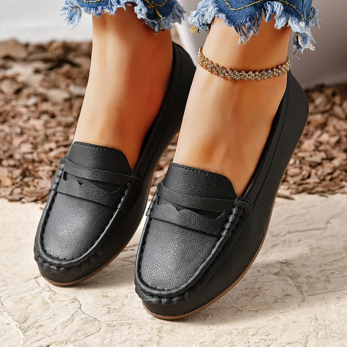 black / 11