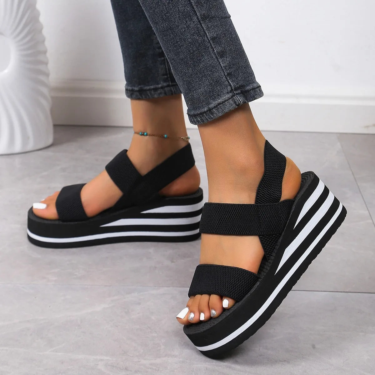 black HBdi / 41 (EU 39)