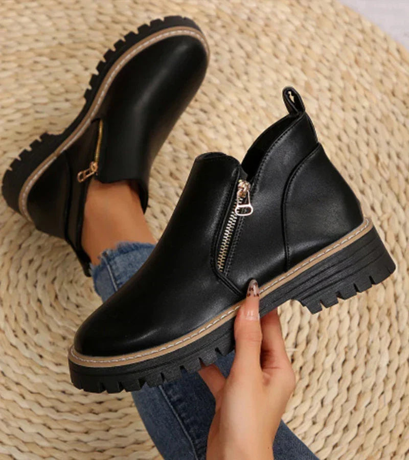 Smooth Black / 43