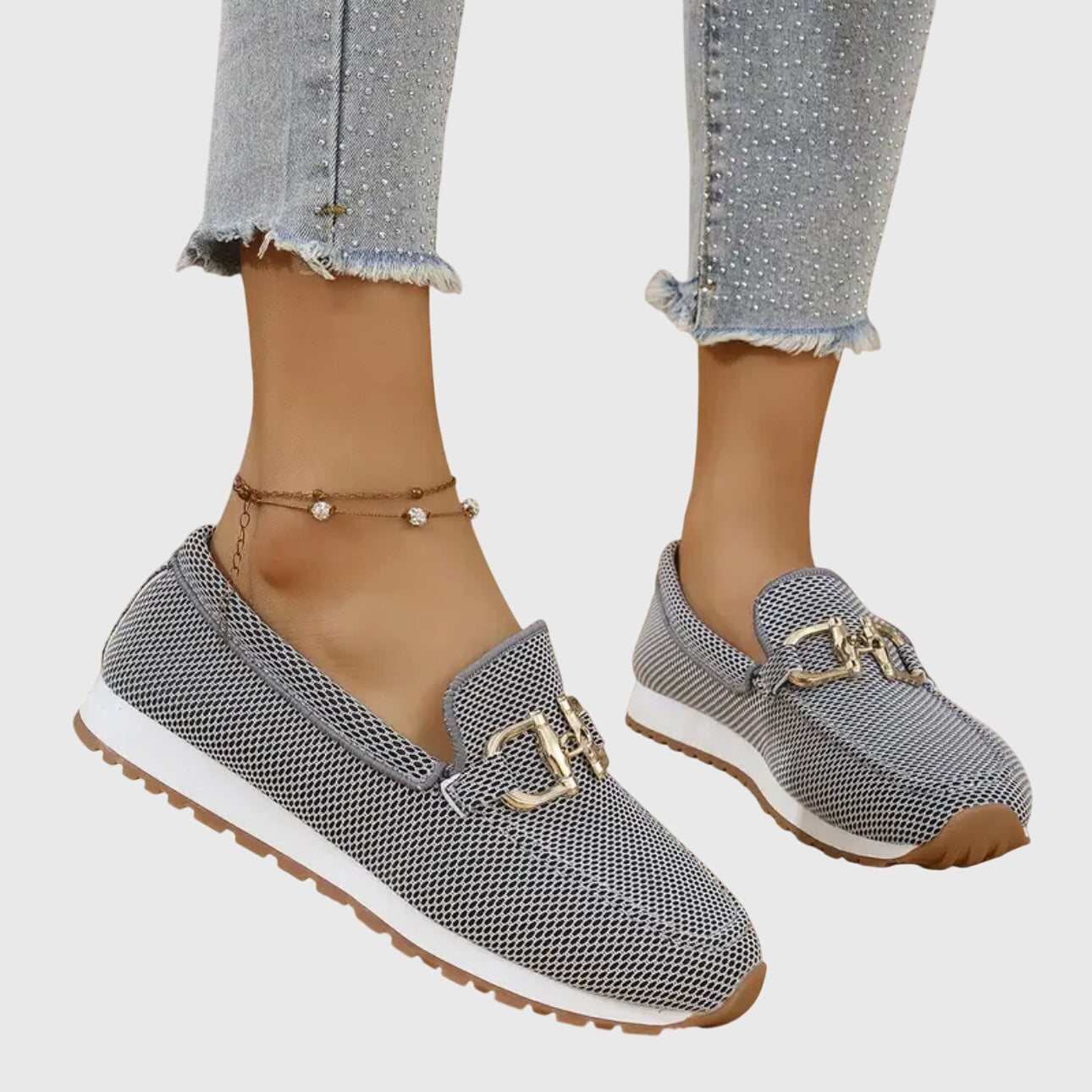 Grey / US 10 (EU 40)