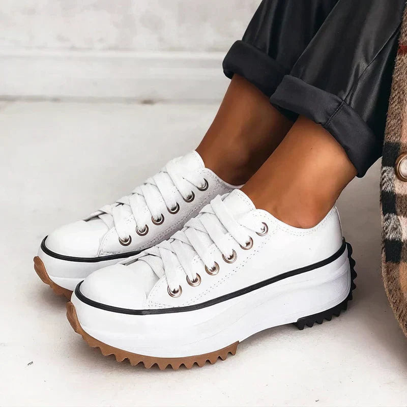 Alpine white / AU 9 (US 11)